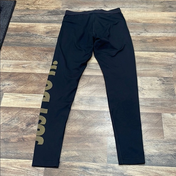 Nike Black and Gold Leggings for Active Comfort - Picture 4 of 14